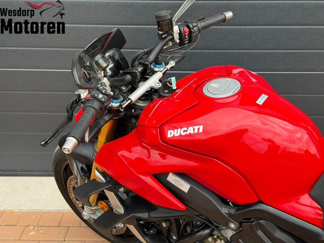 ducati - streetfighter-v4s