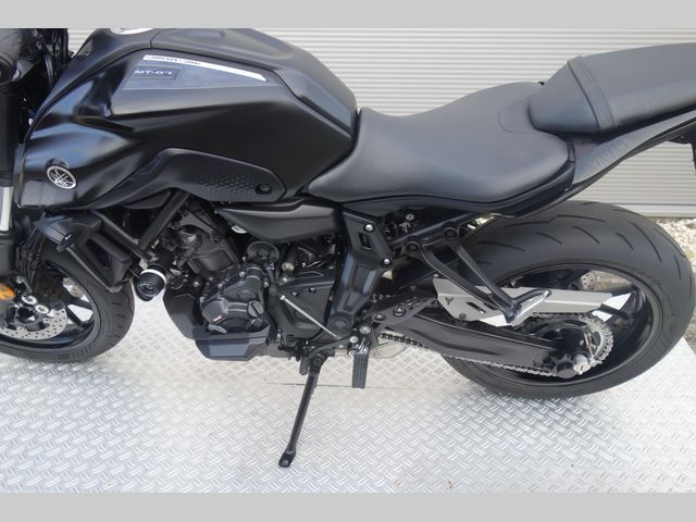 yamaha - mt-07-abs