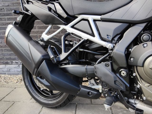 suzuki - v-strom-800