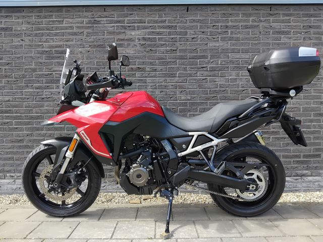 suzuki - v-strom-800