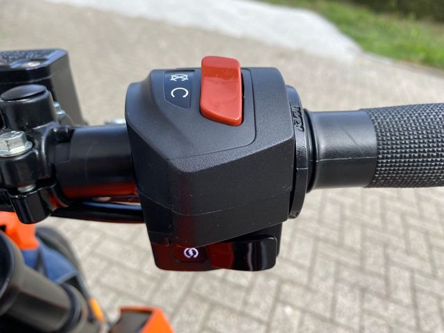 ktm - 125-duke