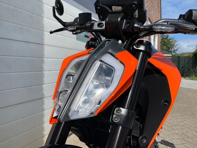 ktm - 125-duke