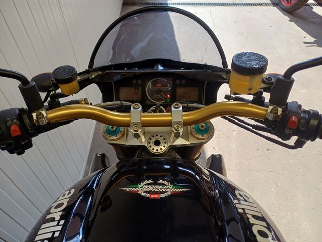 aprilia - tuono