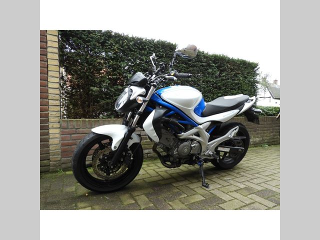 suzuki - gladius