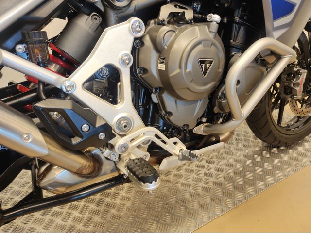 triumph - tiger-1200-gt-explorer