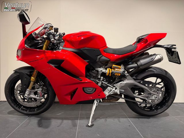 ducati - panigale-v2-s