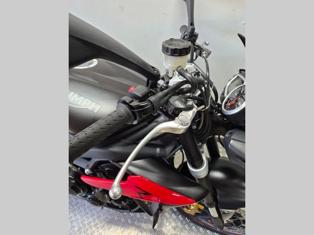 triumph - street-triple-r-abs