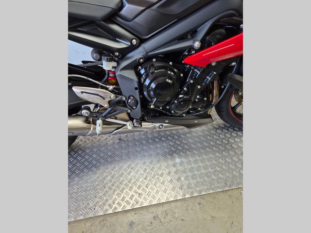 triumph - street-triple-r-abs