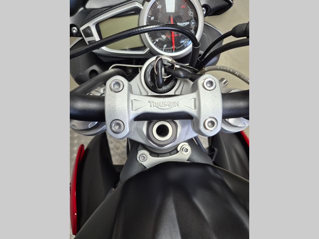 triumph - street-triple-r-abs
