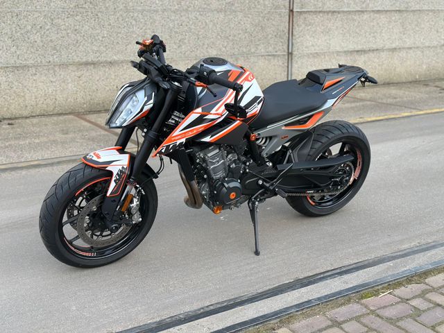 ktm - 790-duke