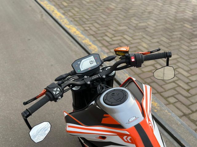 ktm - 790-duke