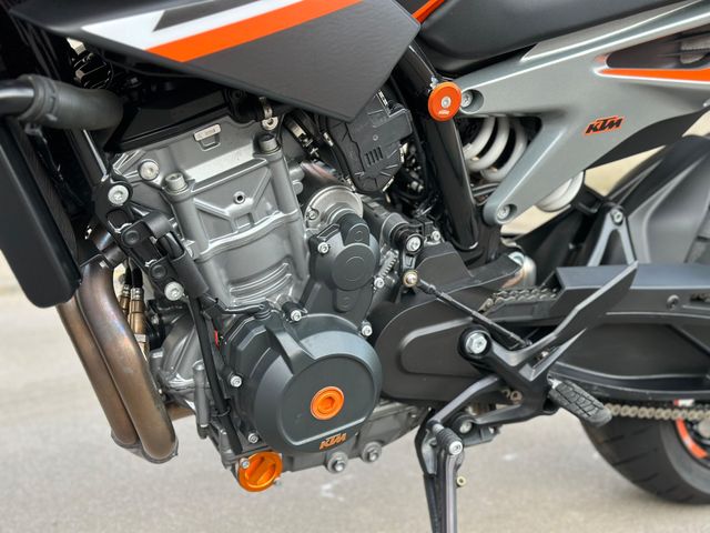 ktm - 790-duke