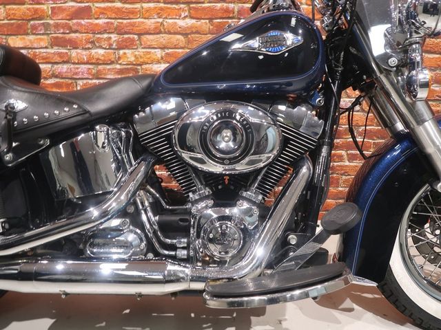 harley-davidson - heritage-softail-classic-flstc