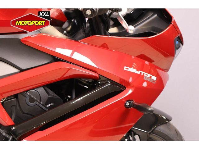 triumph - daytona-660