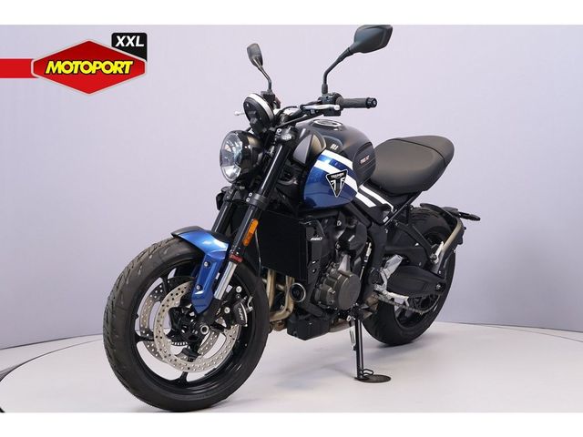 triumph - trident-660