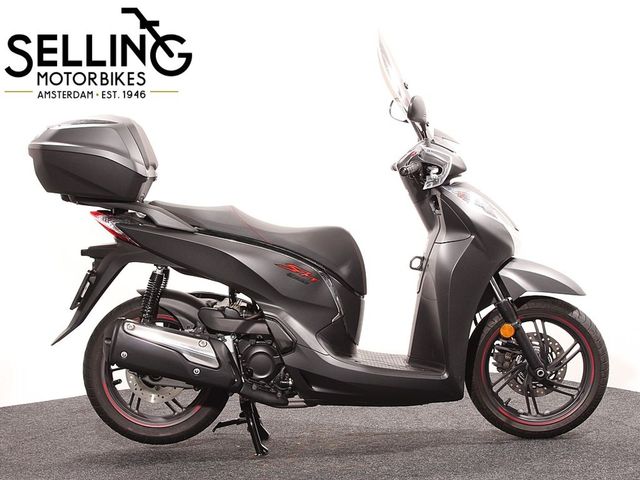 honda - sh-300i