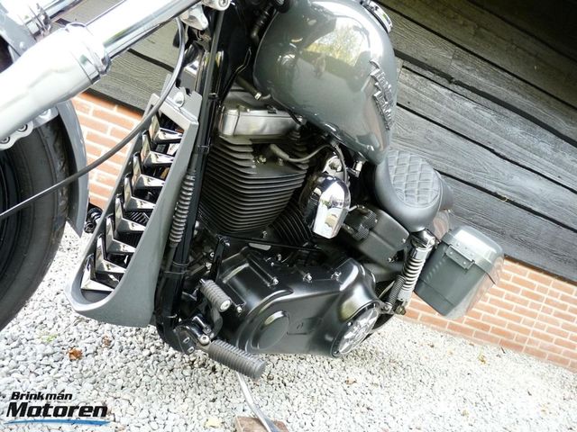harley-davidson - street-bob-fxdb