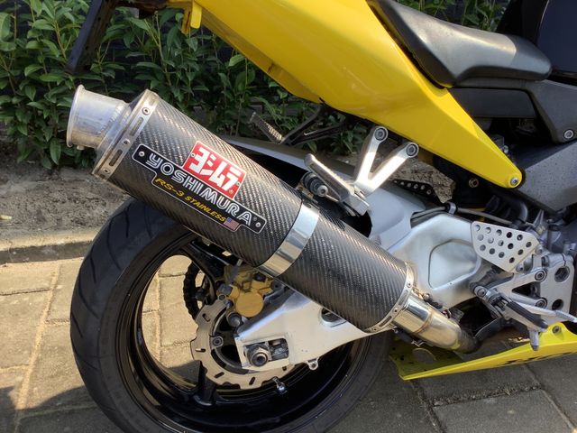 honda - cbr-900-rr-fireblade