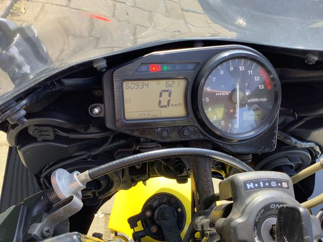 honda - cbr-900-rr-fireblade