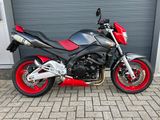 SUZUKI GSR 600
