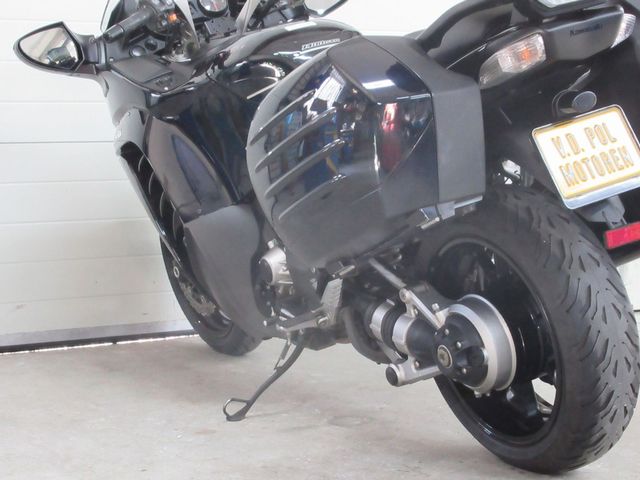 kawasaki - gtr-1400