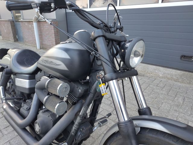harley-davidson - street-bob-fxdb