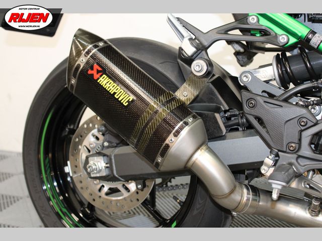 kawasaki - z900