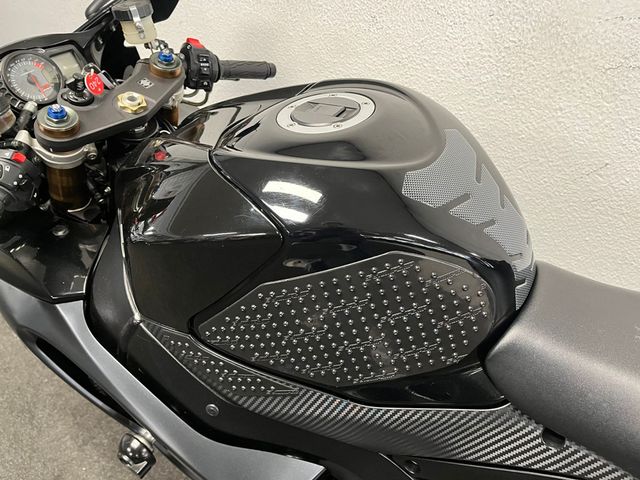 suzuki - gsx-r-1000