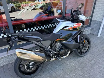 KTM 1390 SUPER ADVENTURE S – foto 3