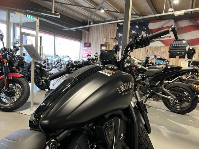 indian - scout-bobber-limited