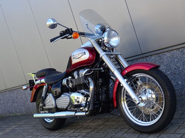 triumph - bonneville-america