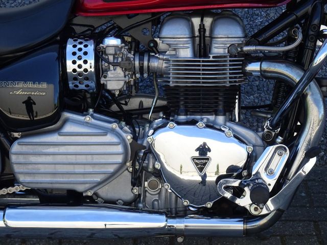 triumph - bonneville-america