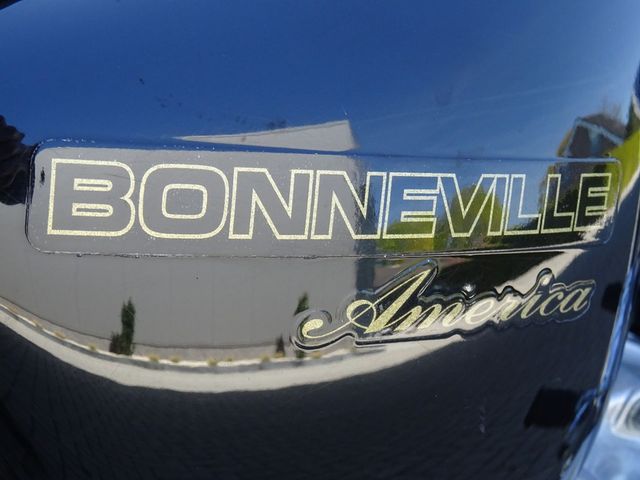 triumph - bonneville-america