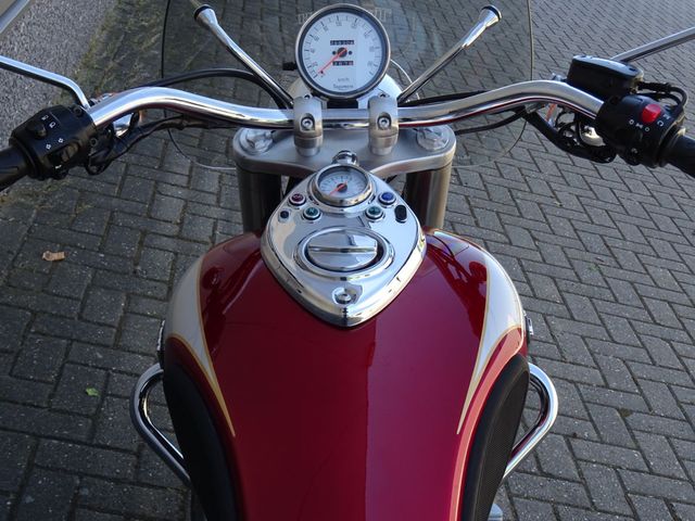 triumph - bonneville-america