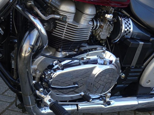 triumph - bonneville-america