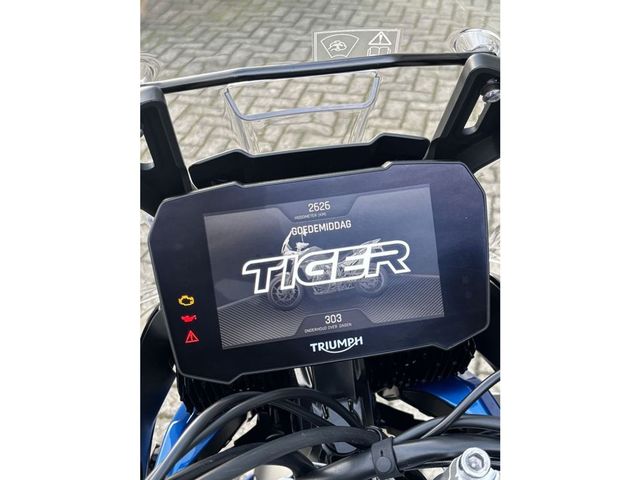 triumph - tiger-900-gt-pro