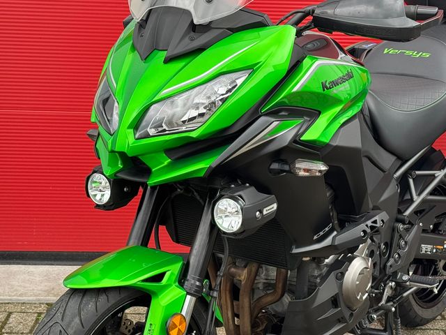 kawasaki - versys-1000-grand-tourer