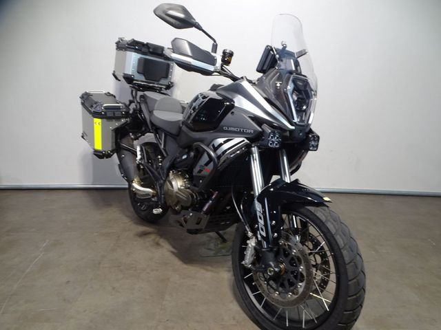 QJMOTOR - srt-600-sx-touring
