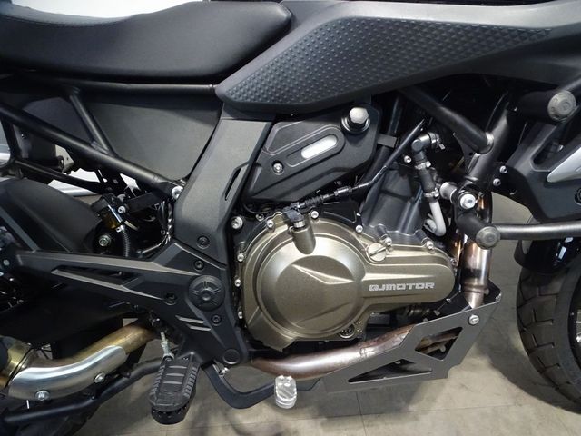 QJMOTOR - srt-600-sx-touring