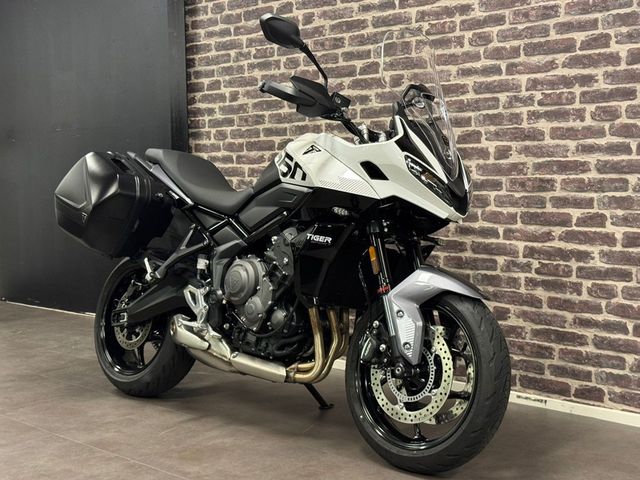 triumph - tiger-sport-660