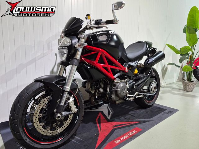 ducati - m-1100