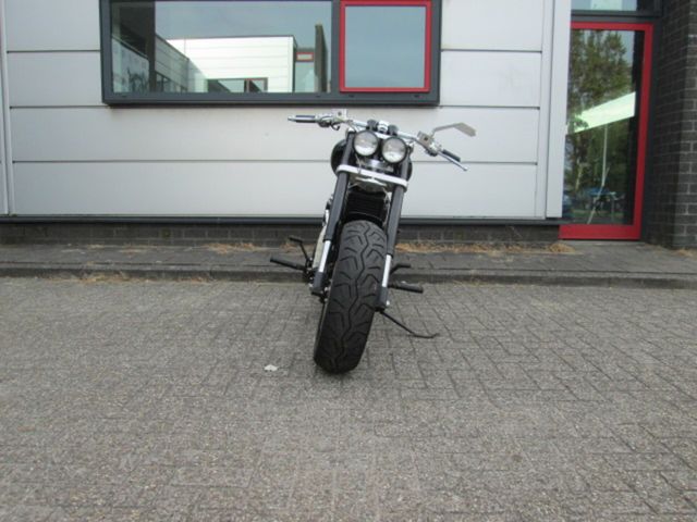 suzuki - vs-1400-intruder