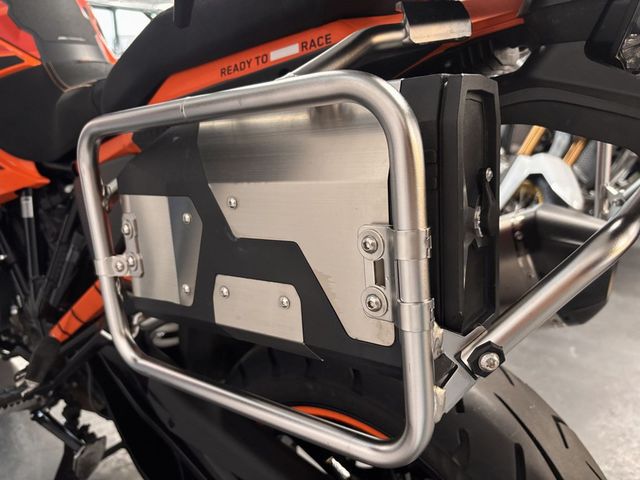 ktm - 1290-super-adventure-s