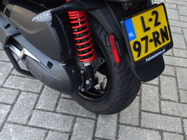 piaggio - mp3-400-hpe-sport