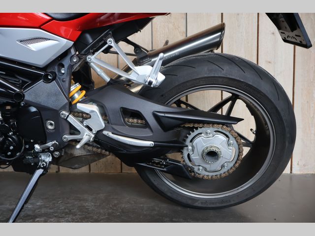 mv-agusta - brutale-990-r