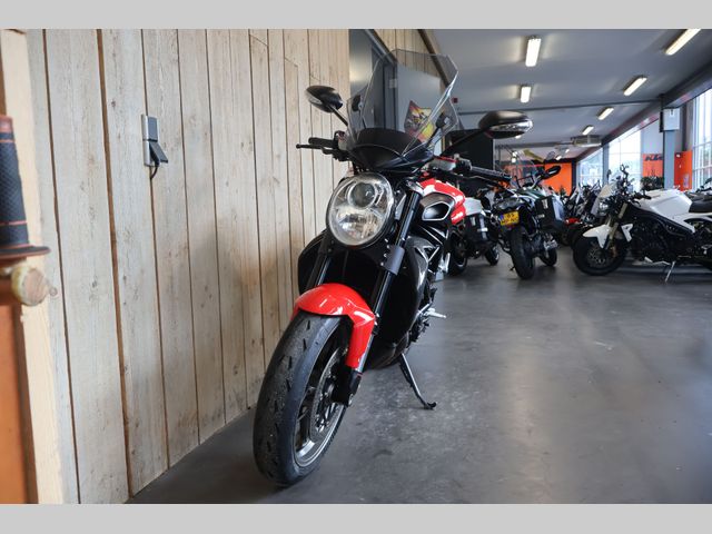mv-agusta - brutale-990-r