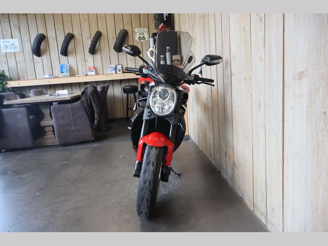 mv-agusta - brutale-990-r
