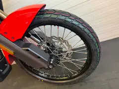Qjmotor SRT 125 DX 2026 nieuw – foto 5 van 9
