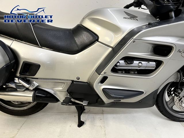 honda - st-1100-pan-european