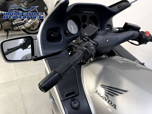 honda - st-1100-pan-european